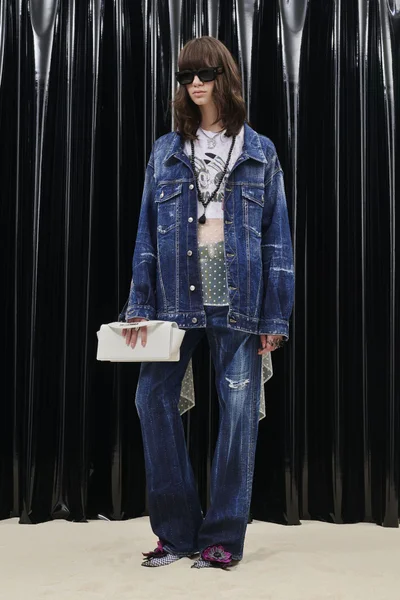 Look 26